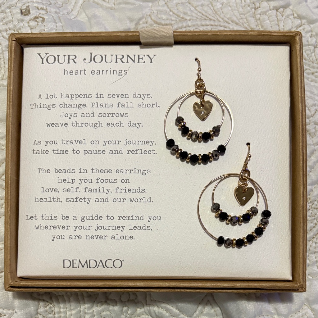 Demdaco Heart Earrings With Gold And Black Accents 18$